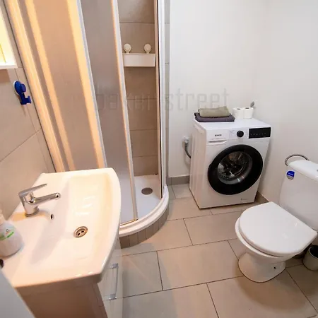 2 Close To Palmovka Lägenhet Prag